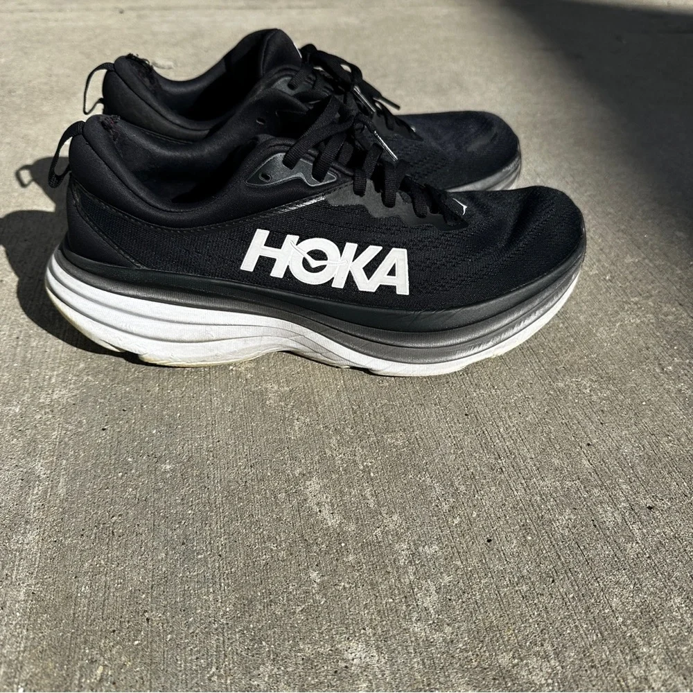 Hoka Bondi 8 Black and White Men's Shoes - Size 11
